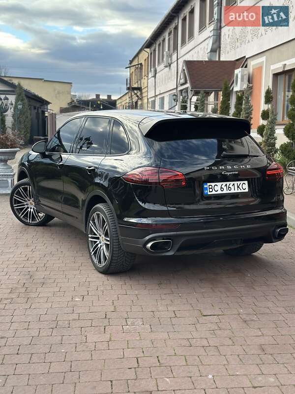 Внедорожник / Кроссовер Porsche Cayenne 2017 в Стрые фото 127 Внедорожник / Кроссовер Porsche Cayenne 2017 в Стрые