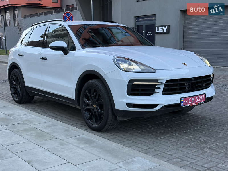 Внедорожник / Кроссовер Porsche Cayenne 2019 в Львове