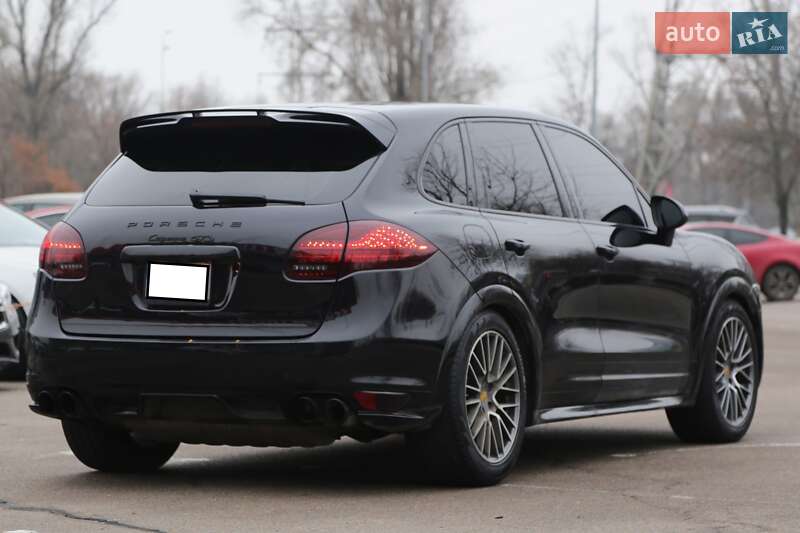 Внедорожник / Кроссовер Porsche Cayenne 2013 в Киеве