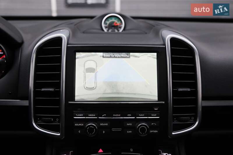 Внедорожник / Кроссовер Porsche Cayenne 2013 в Киеве