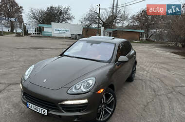 Внедорожник / Кроссовер Porsche Cayenne 2011 в Киеве