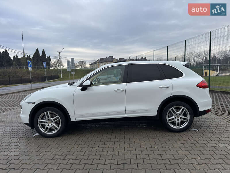 Внедорожник / Кроссовер Porsche Cayenne 2013 в Ивано-Франковске