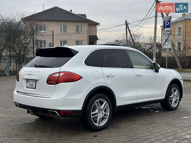 Внедорожник / Кроссовер Porsche Cayenne 2013 в Ивано-Франковске