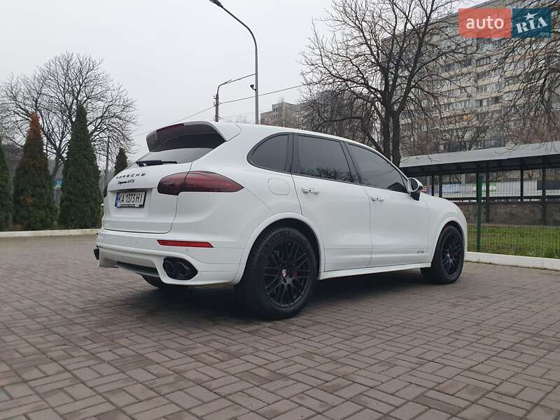Внедорожник / Кроссовер Porsche Cayenne 2015 в Киеве фото 10 Внедорожник / Кроссовер Porsche Cayenne 2015 в Киеве