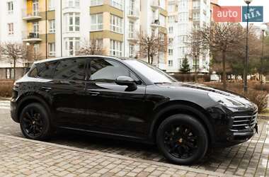Внедорожник / Кроссовер Porsche Cayenne 2020 в Ивано-Франковске