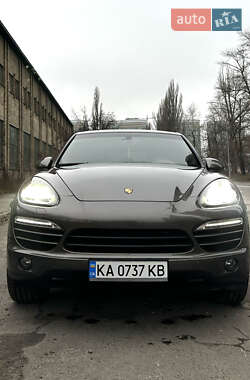 Внедорожник / Кроссовер Porsche Cayenne 2013 в Киеве