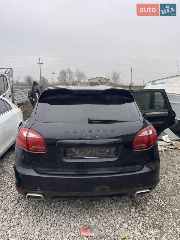 Внедорожник / Кроссовер Porsche Cayenne 2010 в Днепре