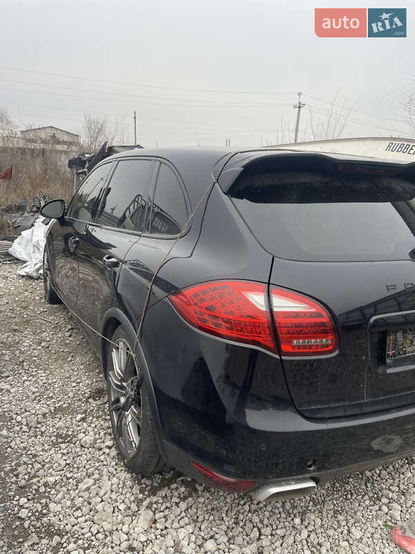 Внедорожник / Кроссовер Porsche Cayenne 2010 в Днепре