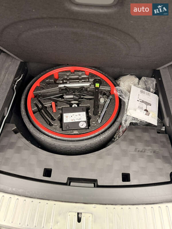 Внедорожник / Кроссовер Porsche Cayenne 2019 в Ужгороде