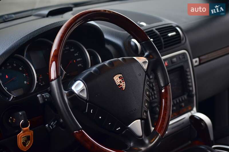 Внедорожник / Кроссовер Porsche Cayenne 2007 в Днепре
