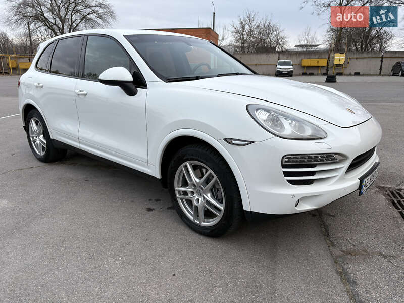 Внедорожник / Кроссовер Porsche Cayenne 2013 в Днепре