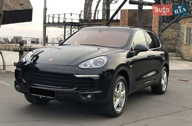 Внедорожник / Кроссовер Porsche Cayenne 2015 в Одессе