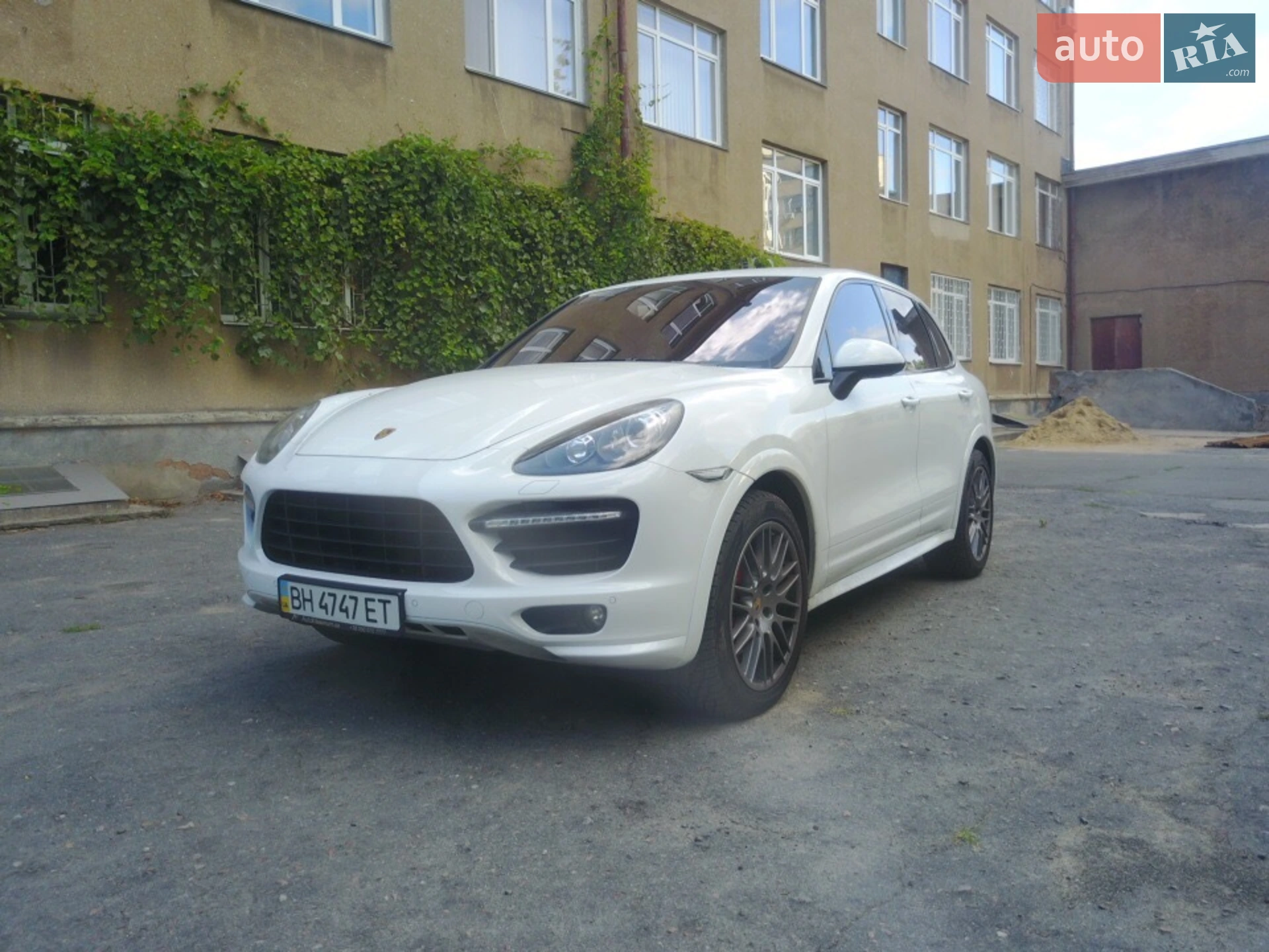 2013 Porsche Cayenne - мініатюра 13