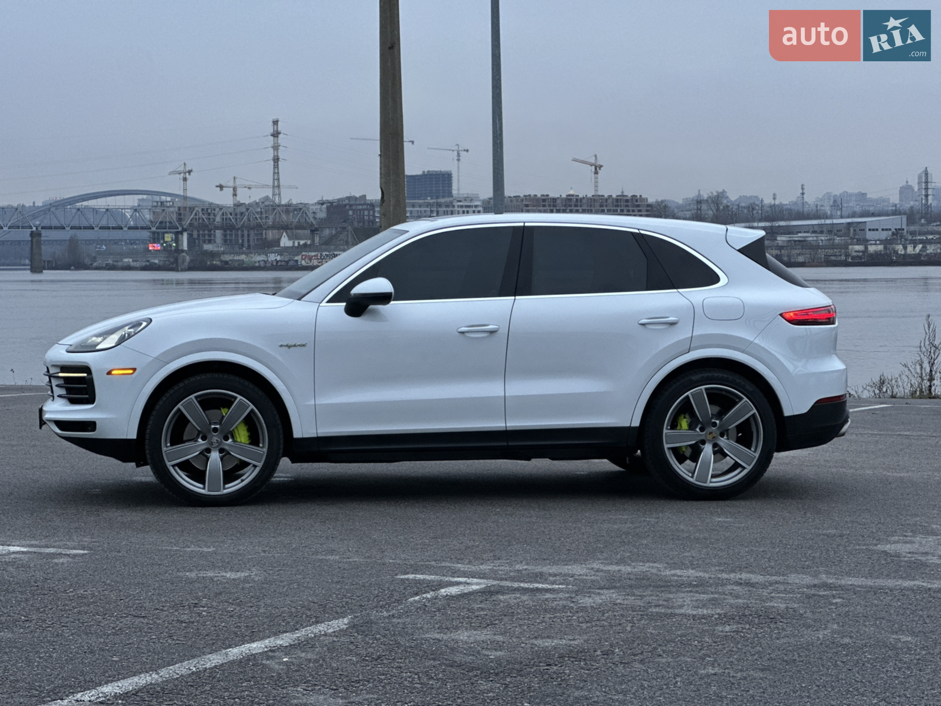 2019 Porsche Cayenne - мініатюра 2