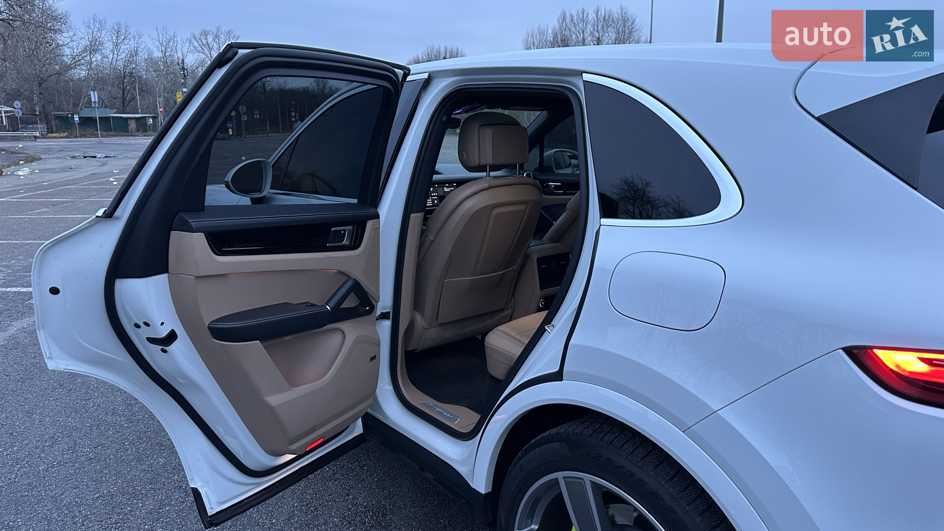 2019 Porsche Cayenne - мініатюра 11