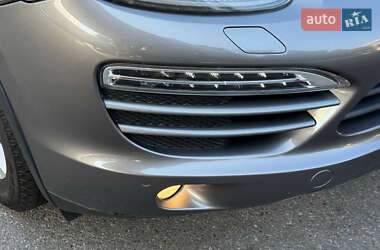 Внедорожник / Кроссовер Porsche Cayenne 2012 в Днепре