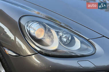 Внедорожник / Кроссовер Porsche Cayenne 2012 в Днепре