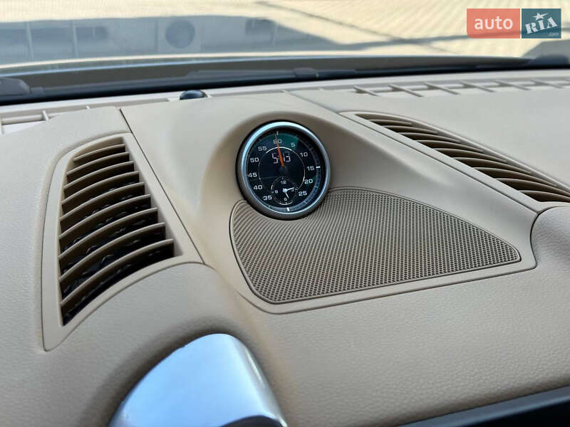 Внедорожник / Кроссовер Porsche Cayenne 2012 в Днепре