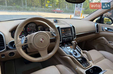 Внедорожник / Кроссовер Porsche Cayenne 2012 в Днепре