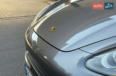 Внедорожник / Кроссовер Porsche Cayenne 2012 в Днепре
