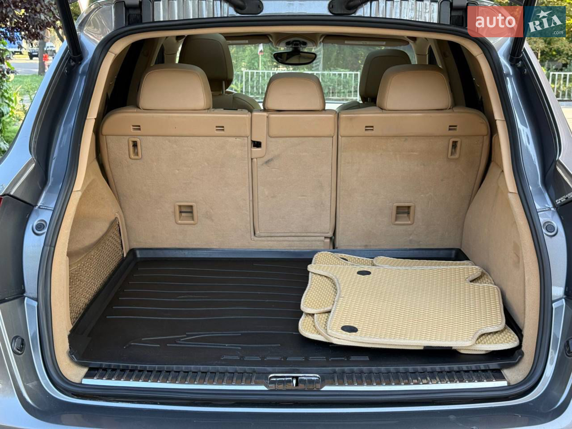 2012 Porsche Cayenne - мініатюра 52