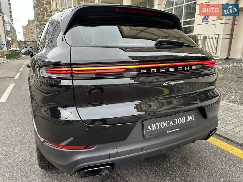 Внедорожник / Кроссовер Porsche Cayenne 2025 в Киеве