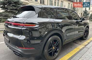 Внедорожник / Кроссовер Porsche Cayenne 2025 в Киеве