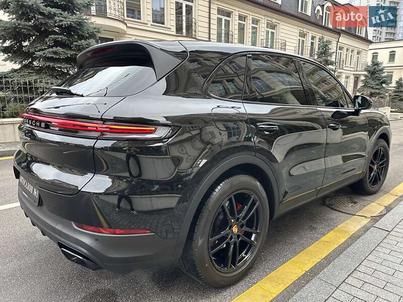 Внедорожник / Кроссовер Porsche Cayenne 2025 в Киеве