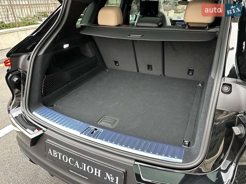 Внедорожник / Кроссовер Porsche Cayenne 2025 в Киеве