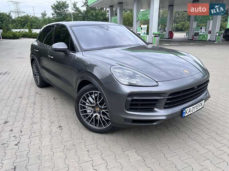 Внедорожник / Кроссовер Porsche Cayenne 2018 в Киеве