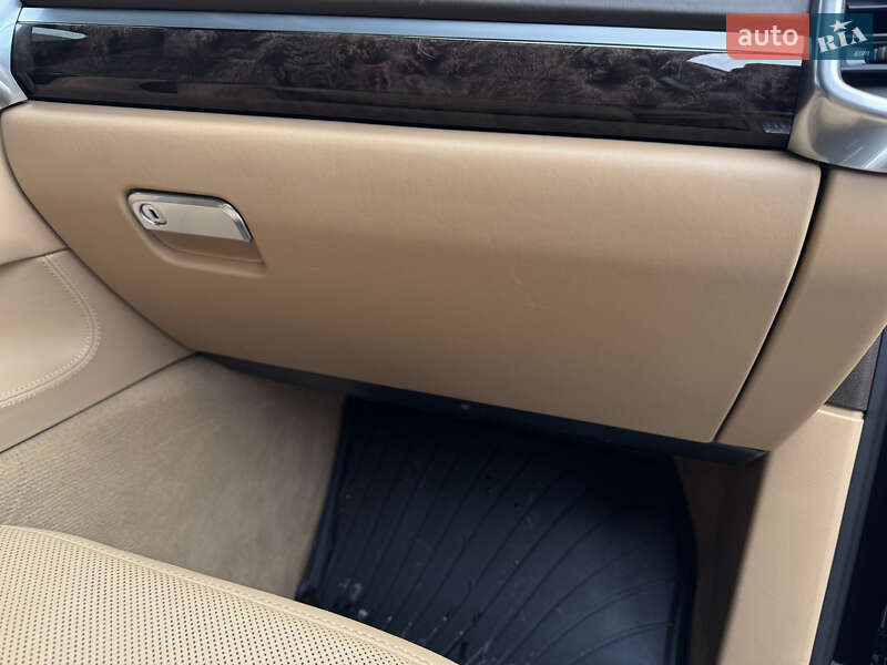 Внедорожник / Кроссовер Porsche Cayenne 2015 в Киеве