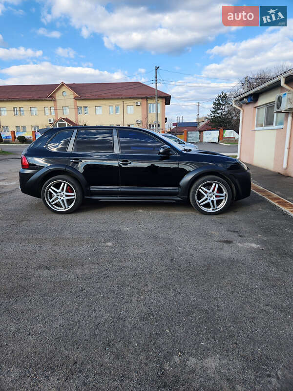 Позашляховик / Кросовер Porsche Cayenne 2004 в Кривому Розі