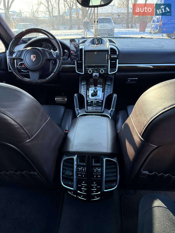 Внедорожник / Кроссовер Porsche Cayenne 2012 в Борисполе фото 12 Внедорожник / Кроссовер Porsche Cayenne 2012 в Борисполе