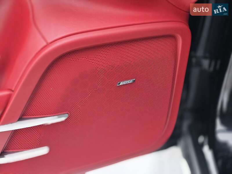 Внедорожник / Кроссовер Porsche Cayenne 2015 в Косове