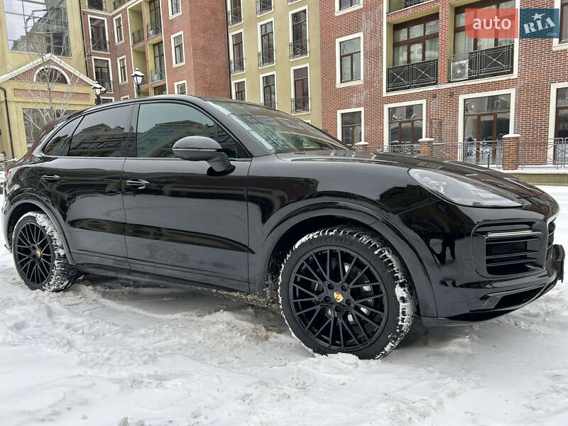 Внедорожник / Кроссовер Porsche Cayenne 2022 в Харькове