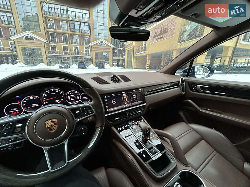 Внедорожник / Кроссовер Porsche Cayenne 2022 в Харькове