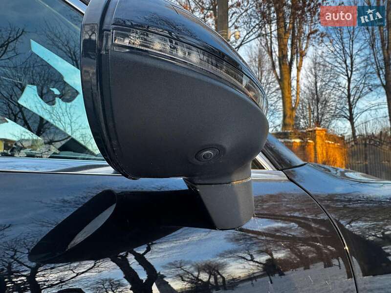 Внедорожник / Кроссовер Porsche Cayenne 2020 в Киеве