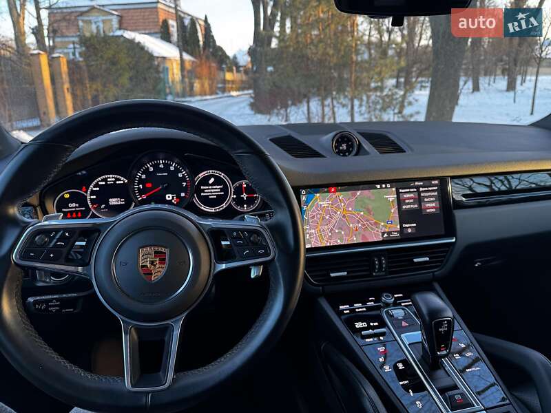 Внедорожник / Кроссовер Porsche Cayenne 2020 в Киеве