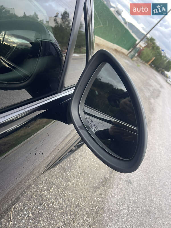 Позашляховик / Кросовер Porsche Cayenne 2012 в Ужгороді