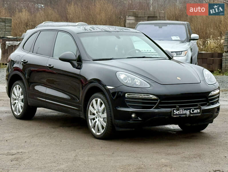 Внедорожник / Кроссовер Porsche Cayenne 2011 в Ровно