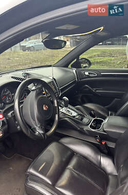 Внедорожник / Кроссовер Porsche Cayenne 2012 в Днепре