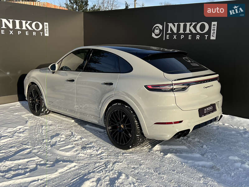 Внедорожник / Кроссовер Porsche Cayenne 2022 в Львове