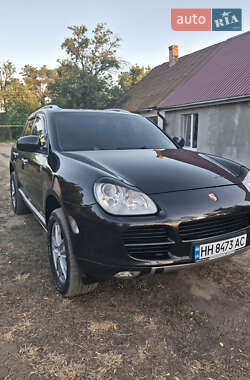 Внедорожник / Кроссовер Porsche Cayenne 2005 в Раздельной