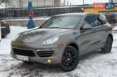 Внедорожник / Кроссовер Porsche Cayenne 2013 в Тернополе