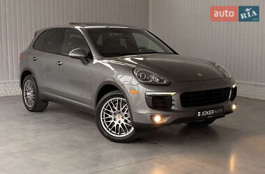 Позашляховик / Кросовер Porsche Cayenne 2016 в Одесі