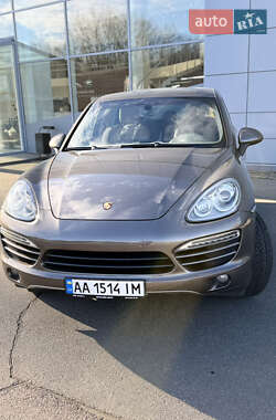 Позашляховик / Кросовер Porsche Cayenne 2013 в Києві