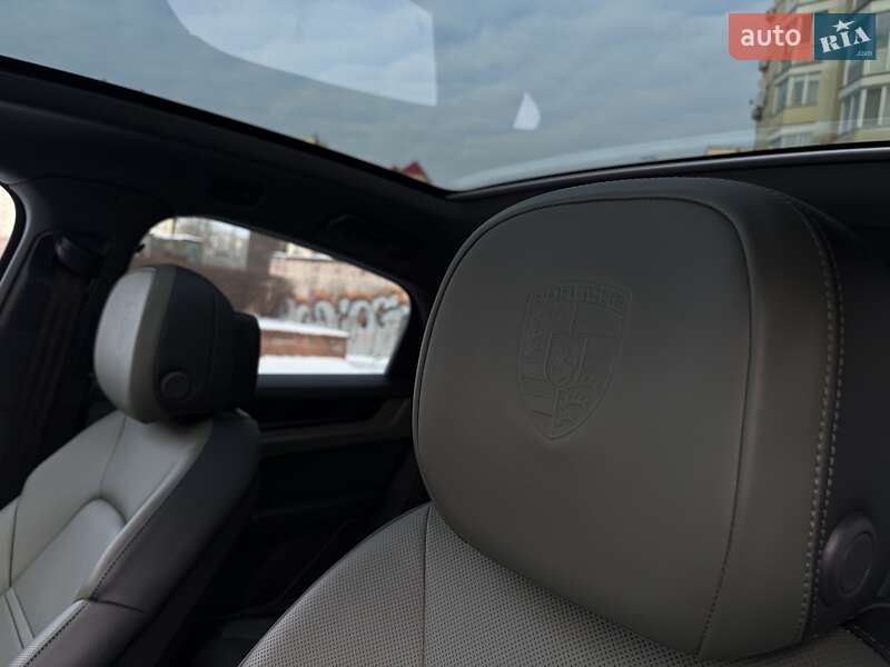 Внедорожник / Кроссовер Porsche Cayenne 2024 в Киеве фото 224 Внедорожник / Кроссовер Porsche Cayenne 2024 в Киеве