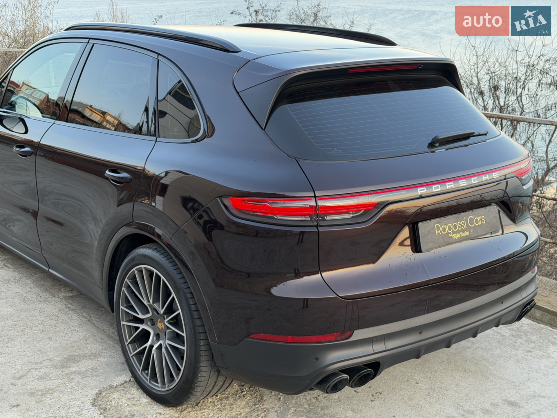 2019 Porsche Cayenne - мініатюра 9