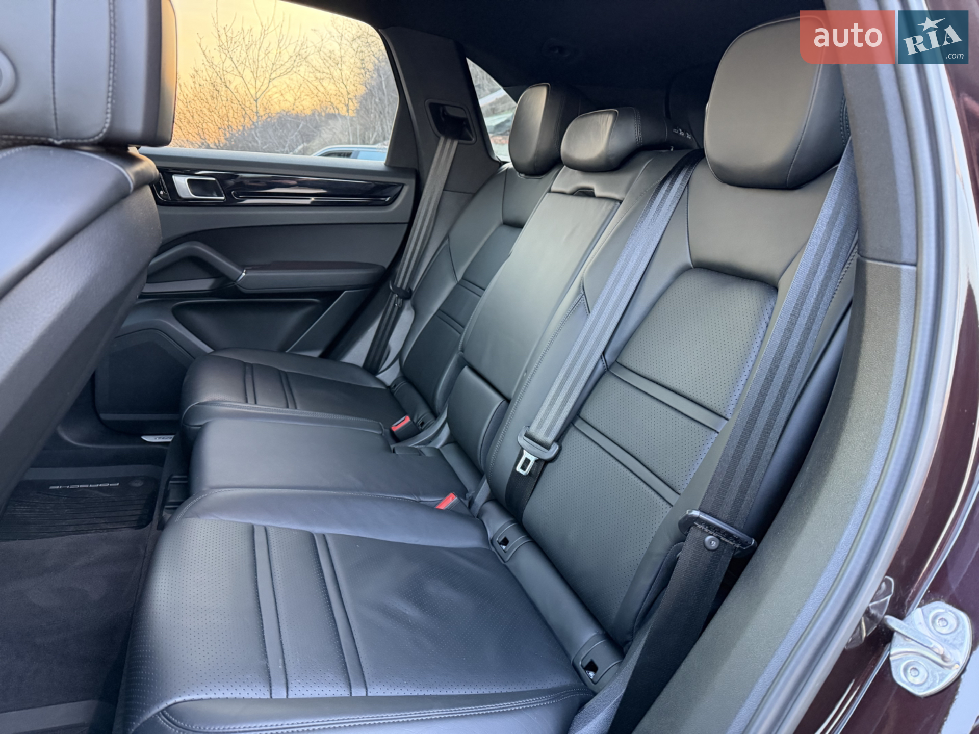 2019 Porsche Cayenne - мініатюра 24