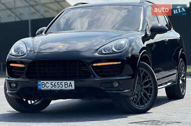 Позашляховик / Кросовер Porsche Cayenne 2013 в Самборі